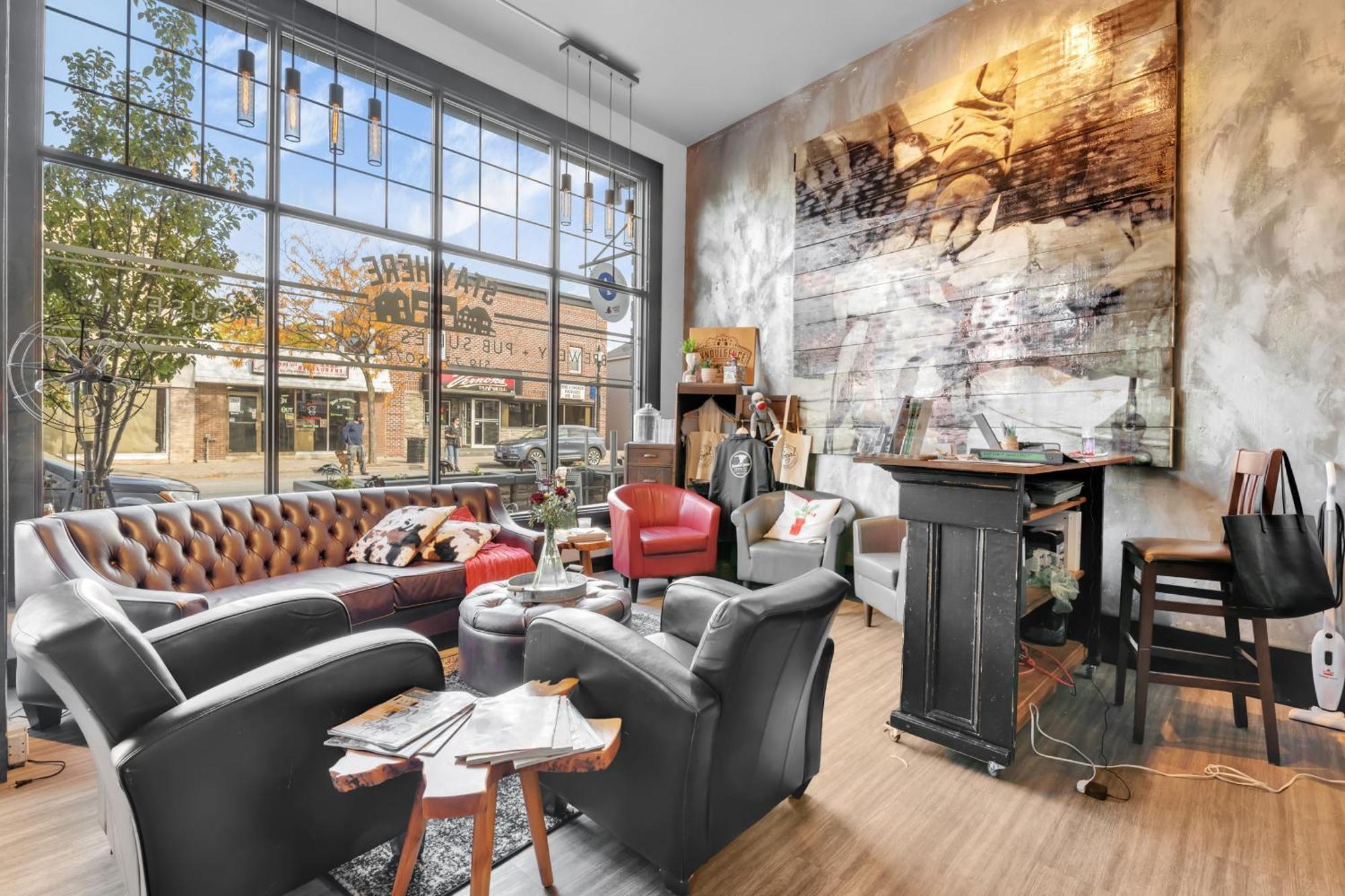 Heart & Hops Brewery Suites Kingsville Экстерьер фото